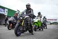 Middle Group Silver_Grey Bikes